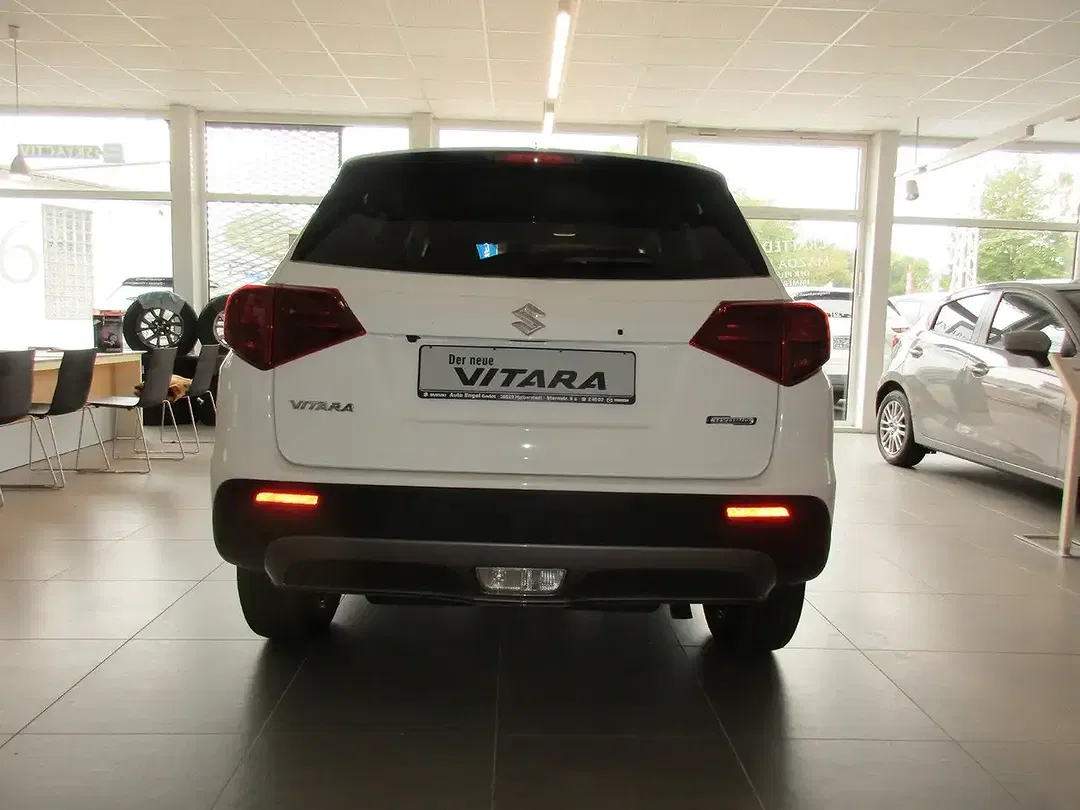 Suzuki Vitara - Thumbnail 5