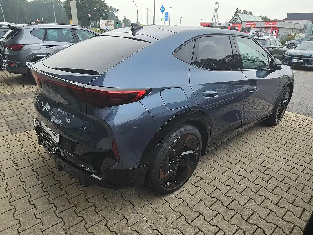CUPRA Tavascan - Thumbnail 3