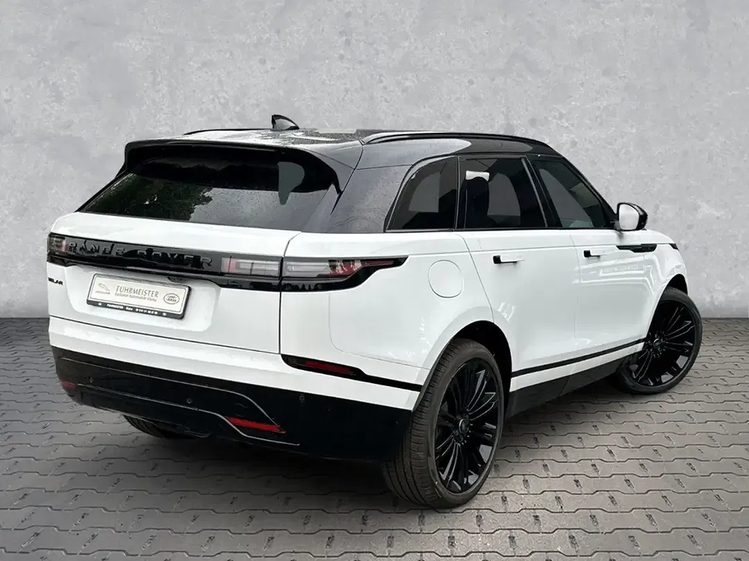 Land Rover Range Rover Velar - Thumbnail 2