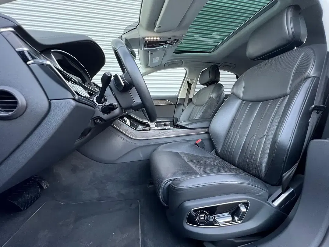 Audi A8 - Thumbnail 9