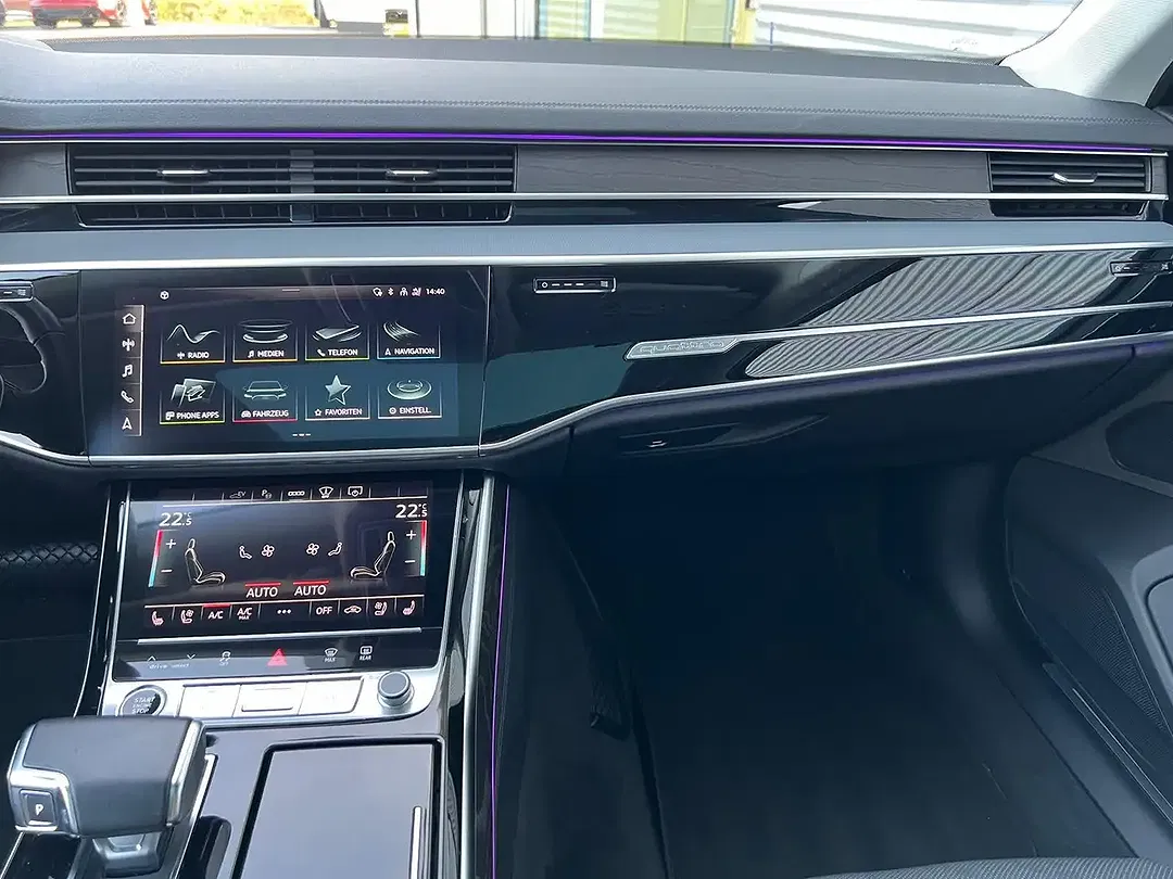 Audi A8 - Thumbnail 12