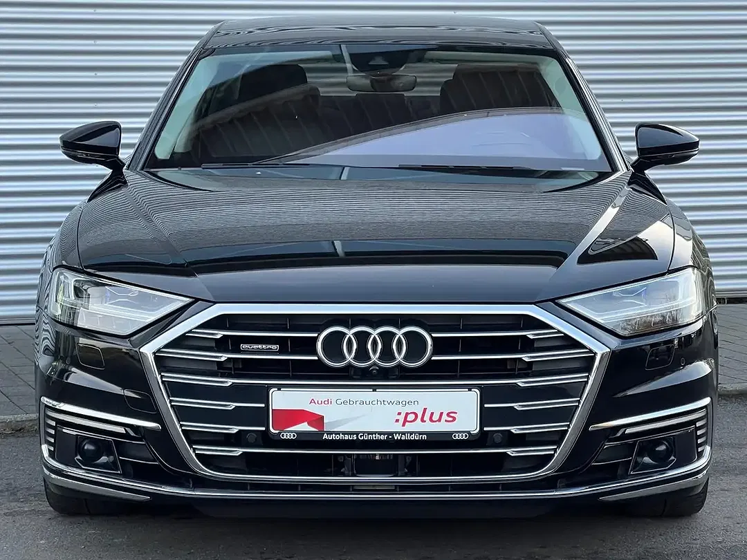 Audi A8 - Thumbnail 2