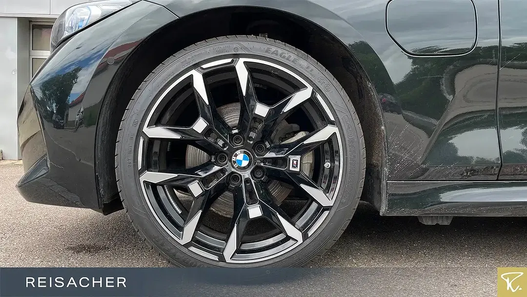 BMW 330 - Thumbnail 3