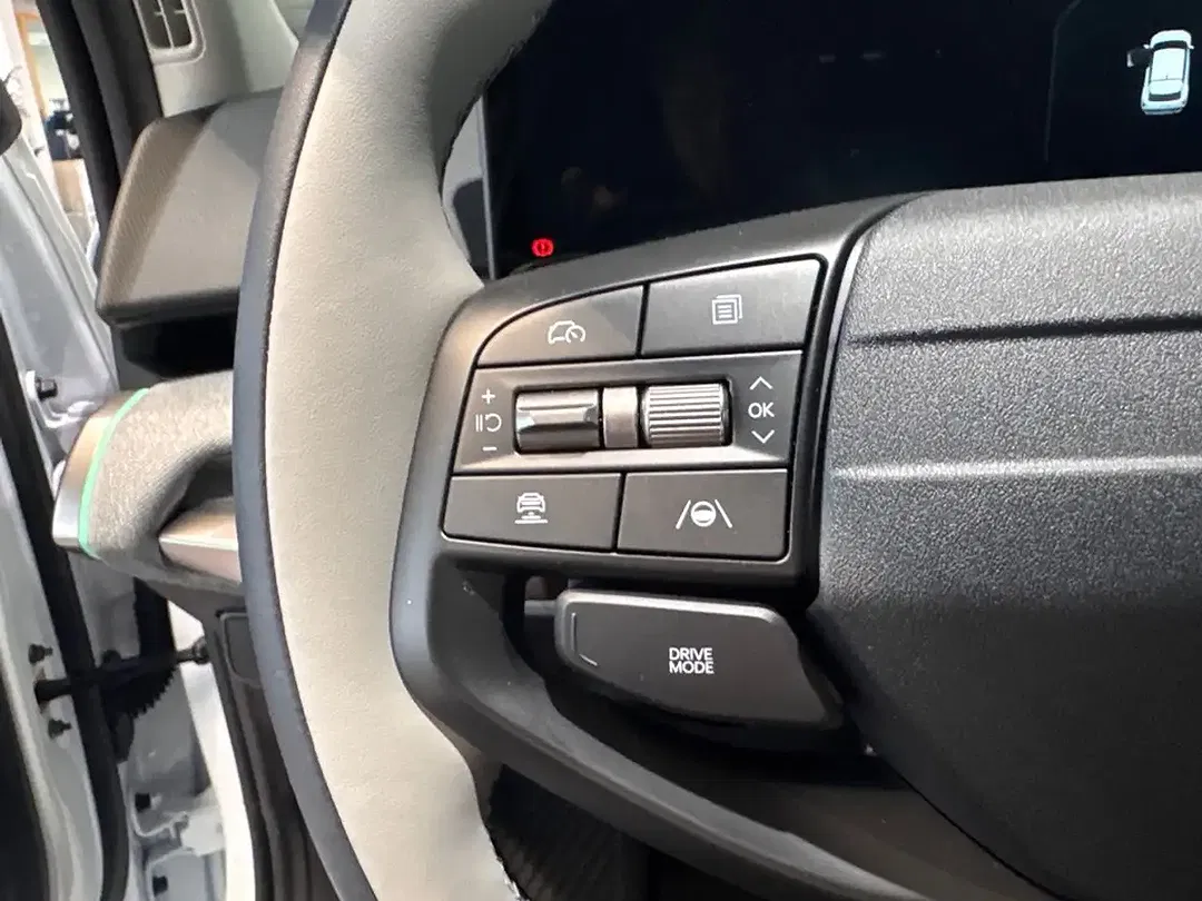 Kia EV4 - Thumbnail 9