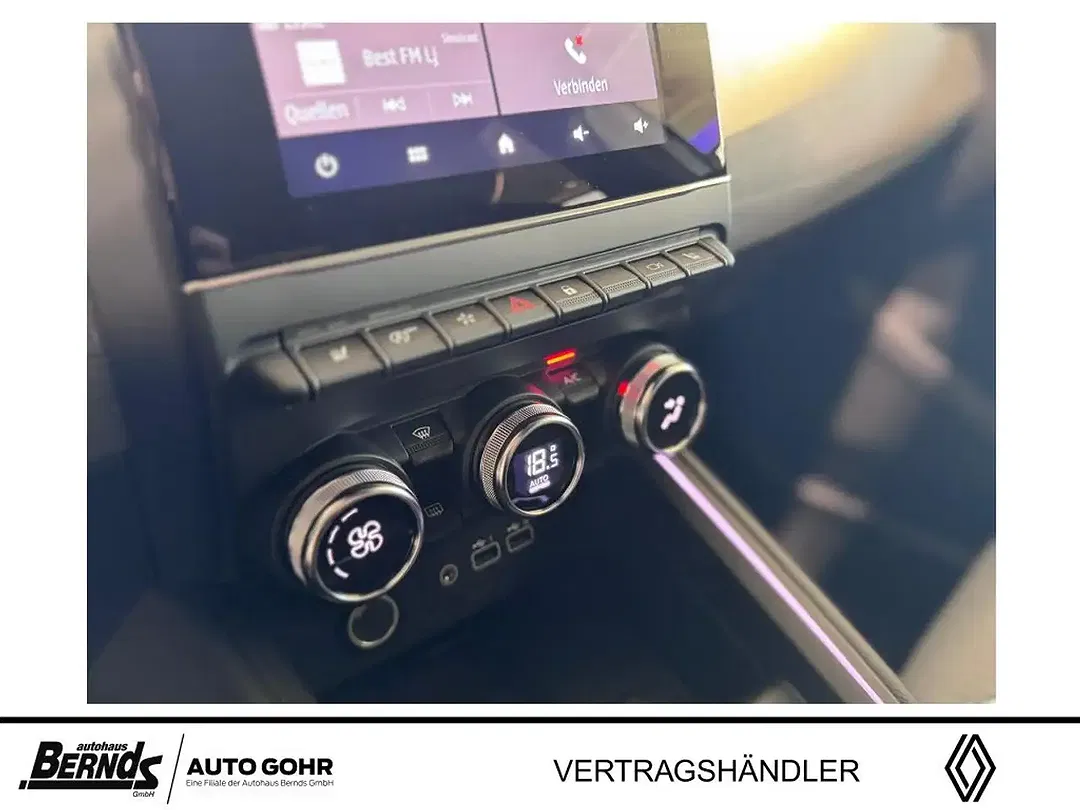 Renault Clio - Thumbnail 11