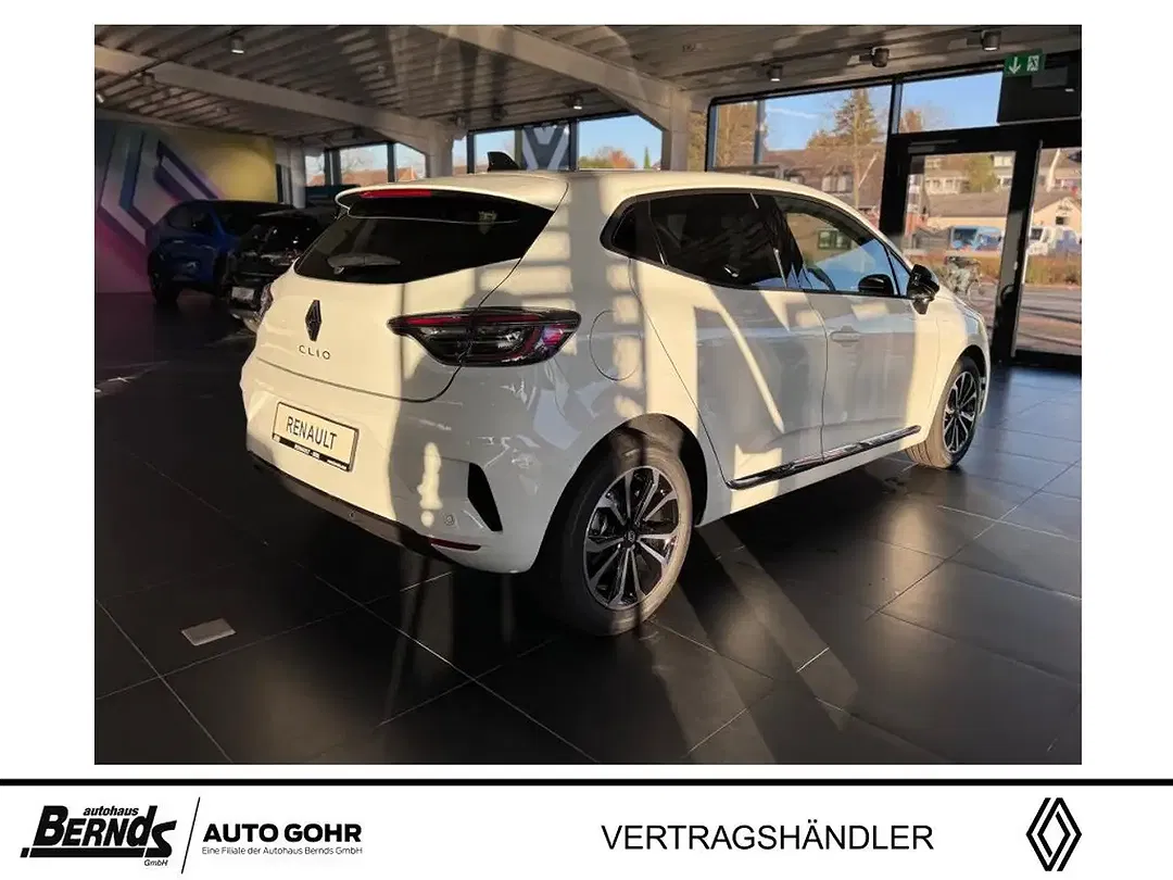 Renault Clio - Thumbnail 5