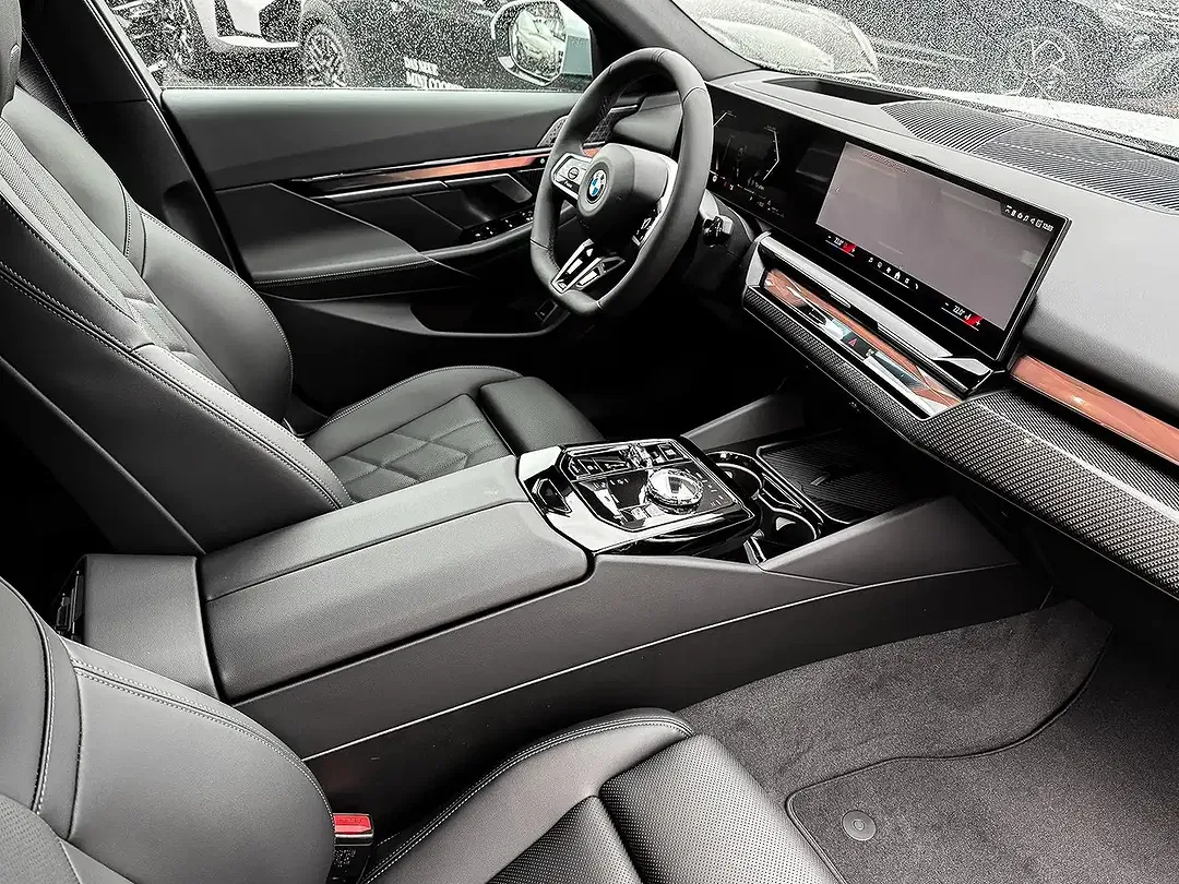 BMW 520 - Thumbnail 5
