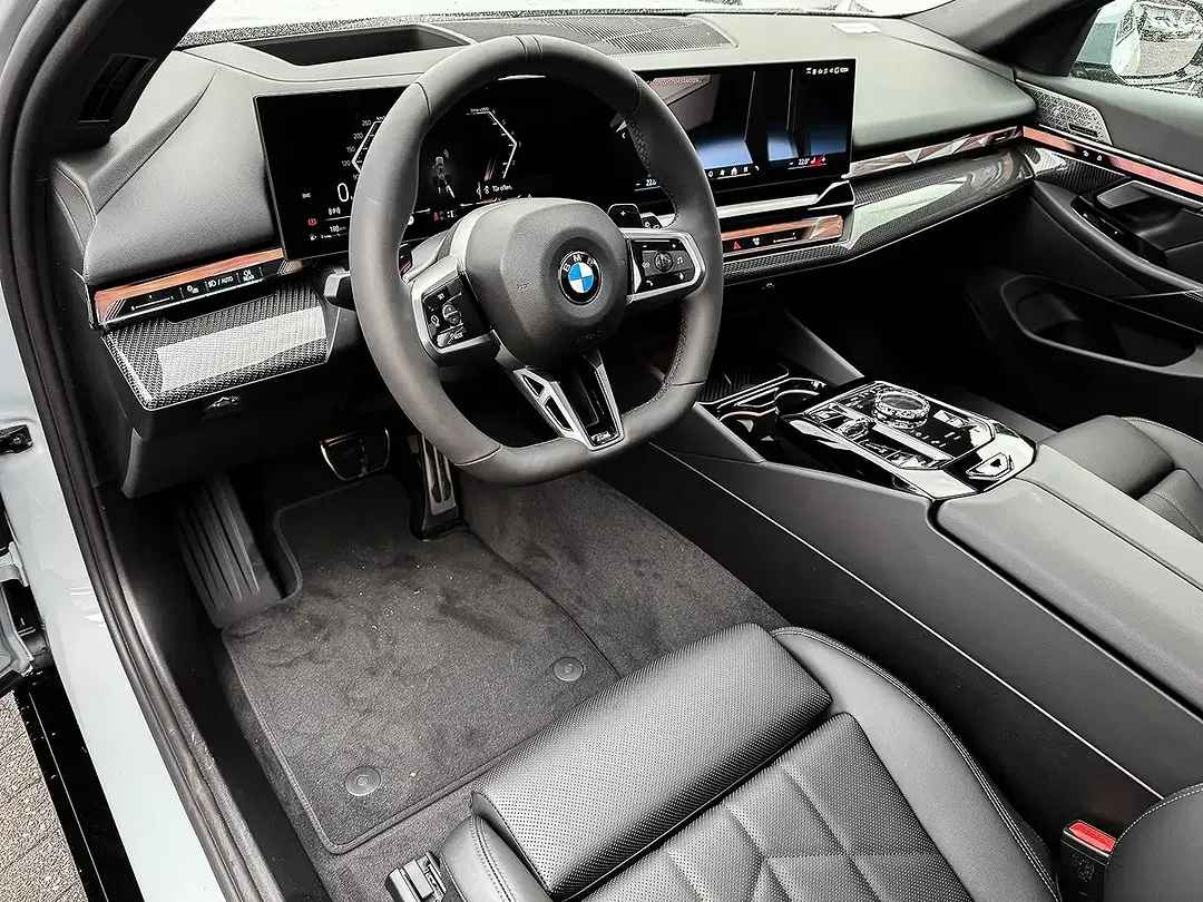 BMW 520 - Thumbnail 6