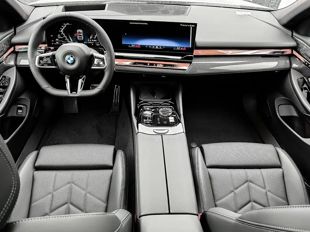 BMW 520 - Thumbnail 7