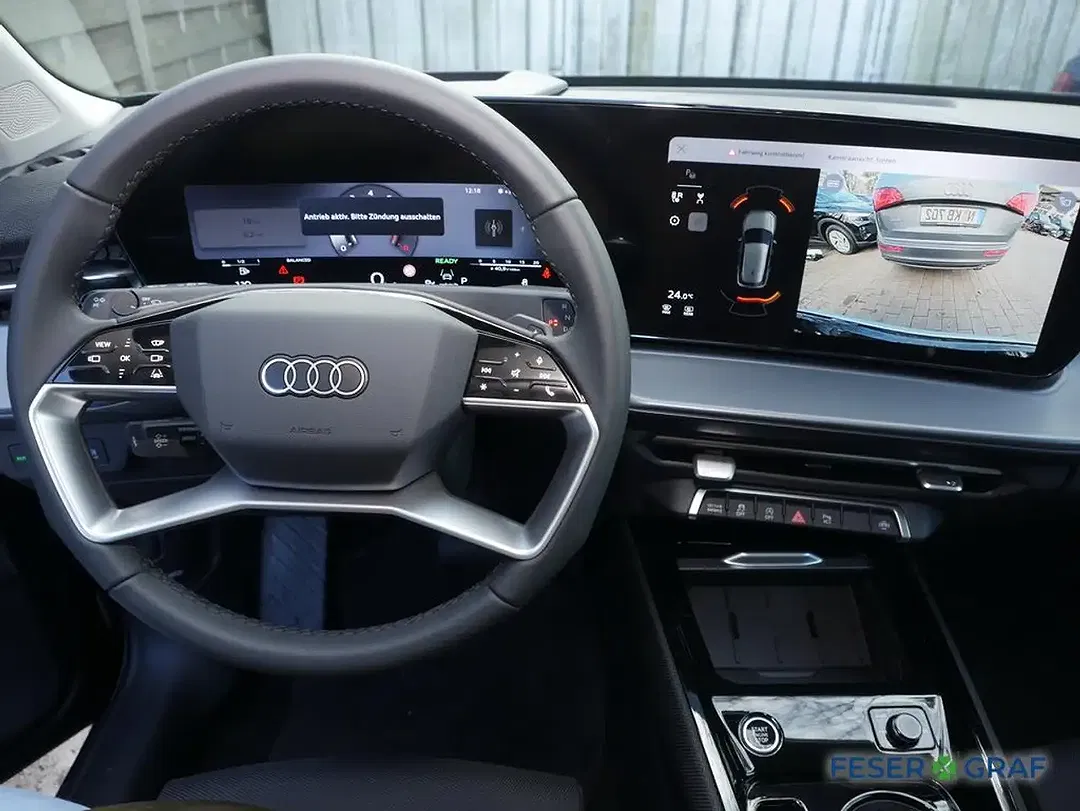Audi Q3 - Thumbnail 4