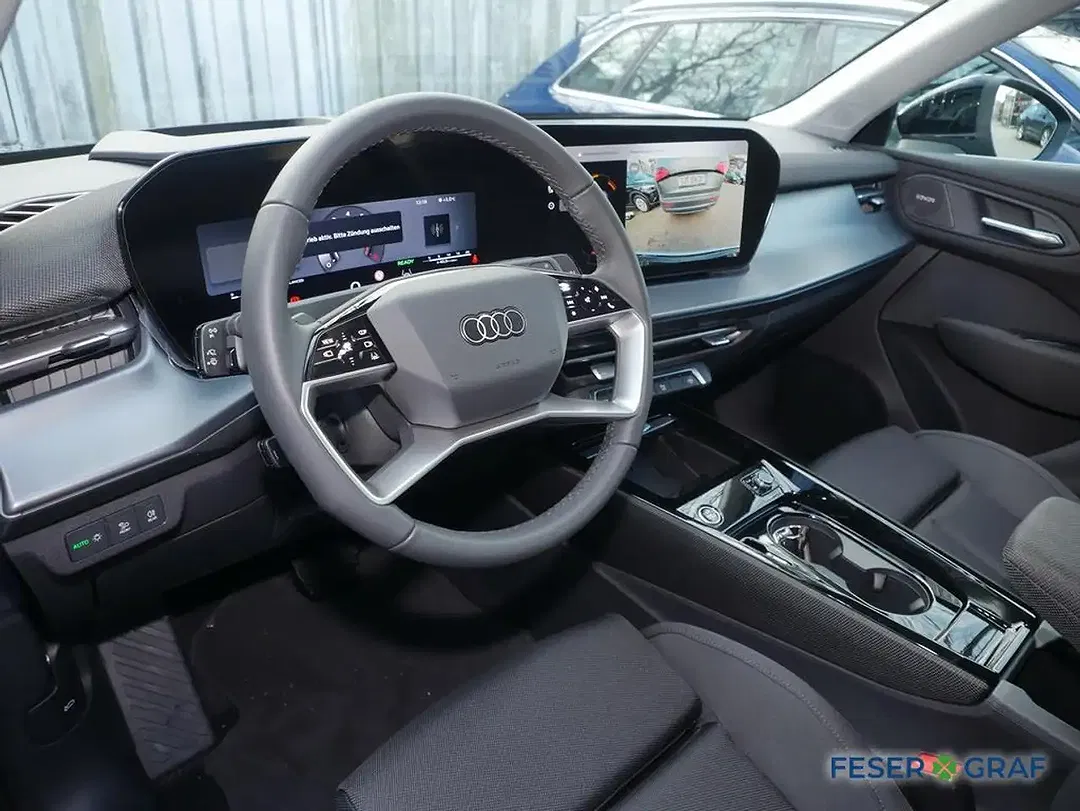 Audi Q3 - Thumbnail 7