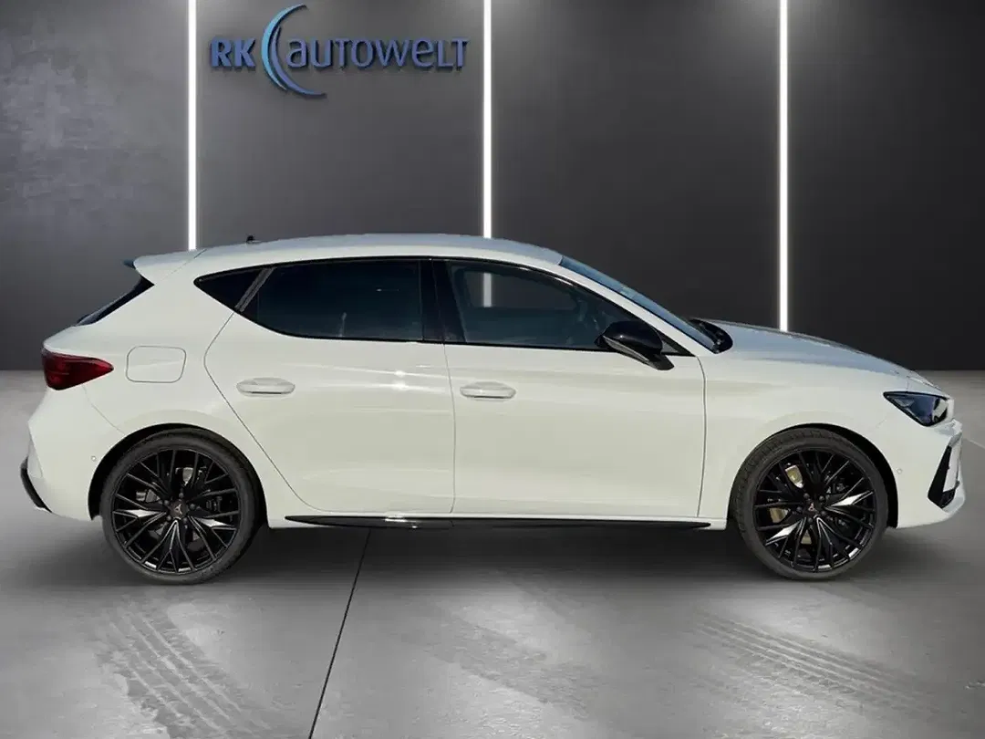 CUPRA Leon - Thumbnail 3