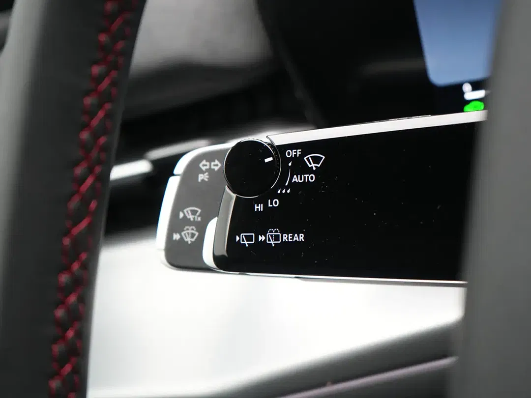 Audi Q3 - Thumbnail 11