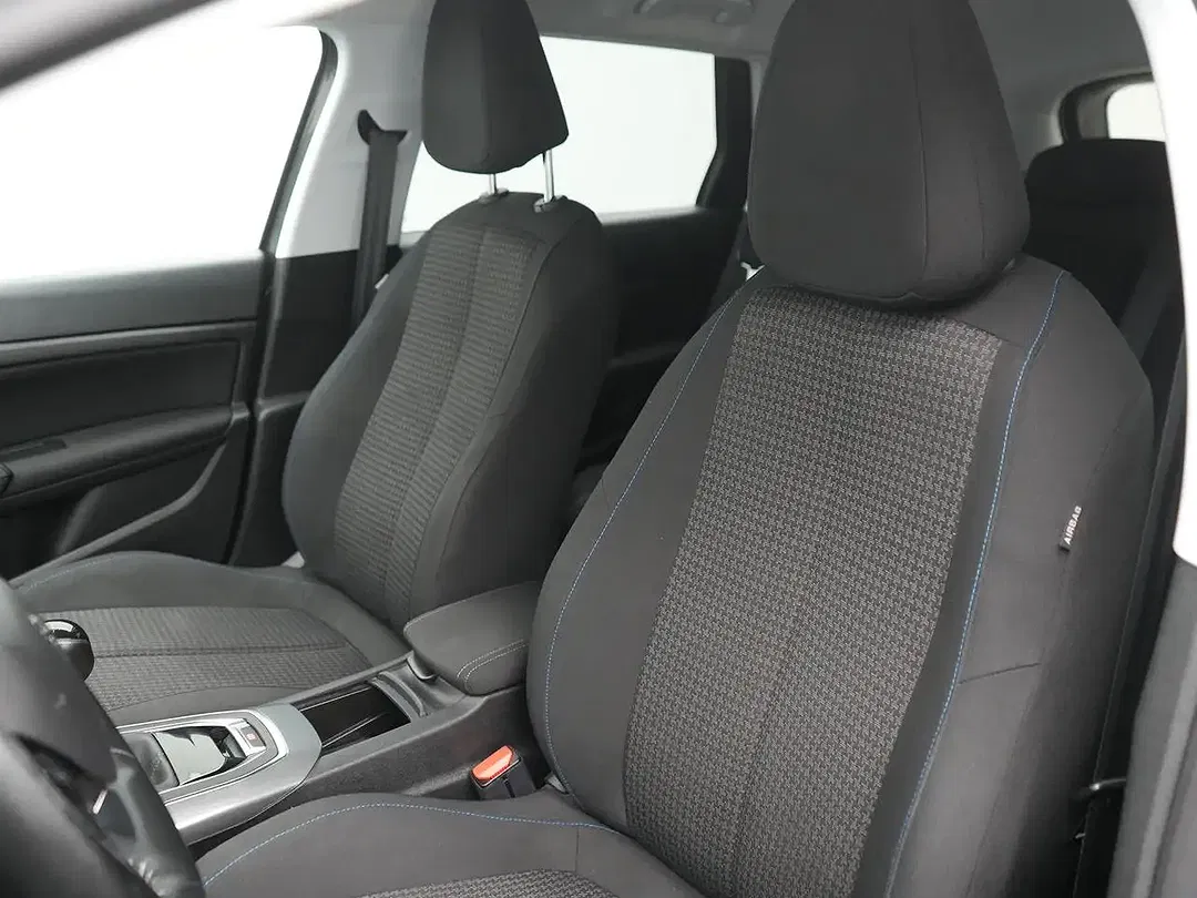 Peugeot 308 - Thumbnail 7