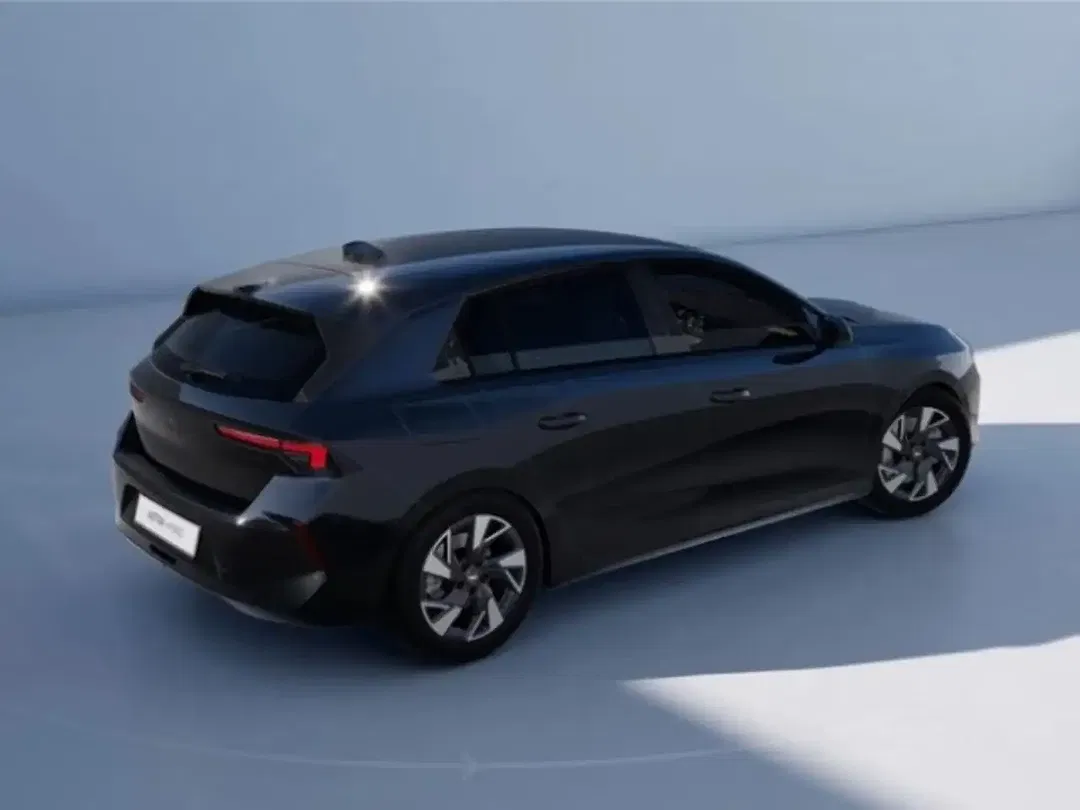 Opel Astra - Thumbnail 4