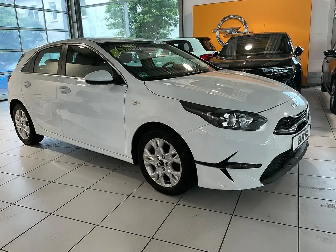 Kia Ceed / cee'd - Thumbnail 4