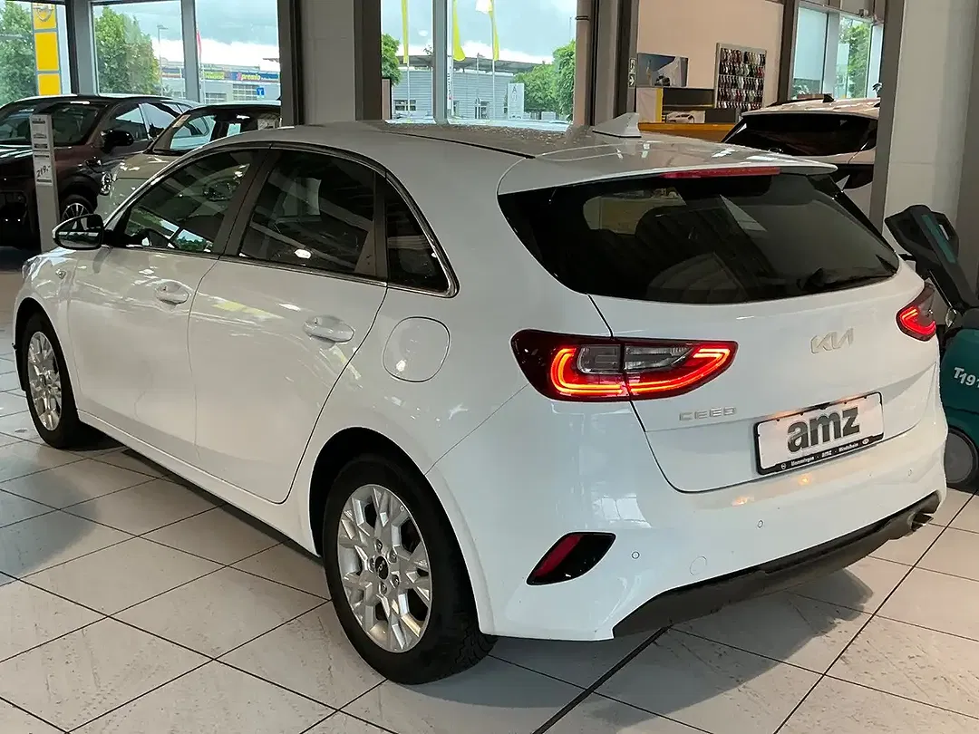 Kia Ceed / cee'd - Thumbnail 7