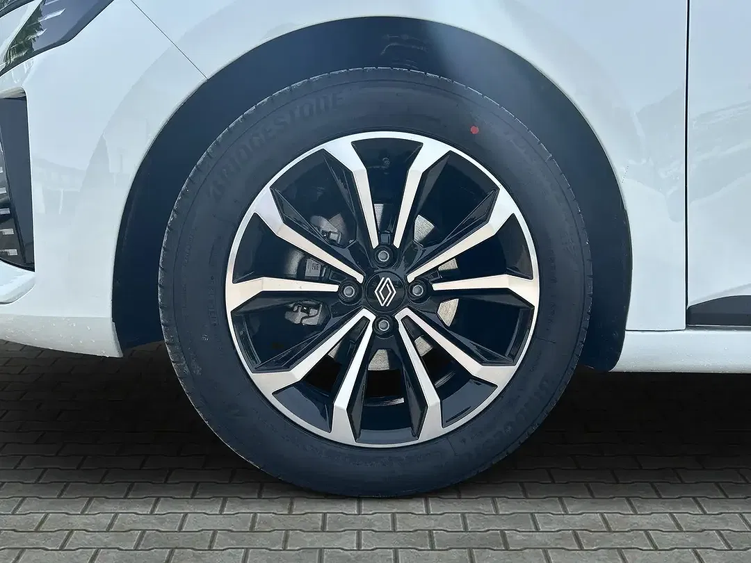 Renault Clio - Thumbnail 2