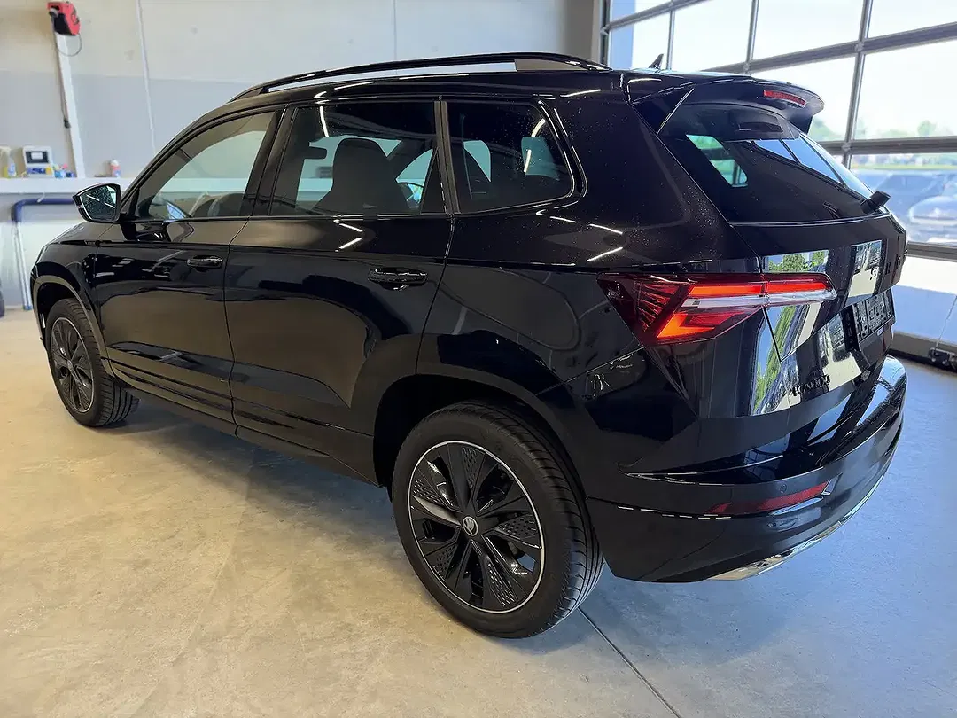 Skoda Karoq - Thumbnail 4