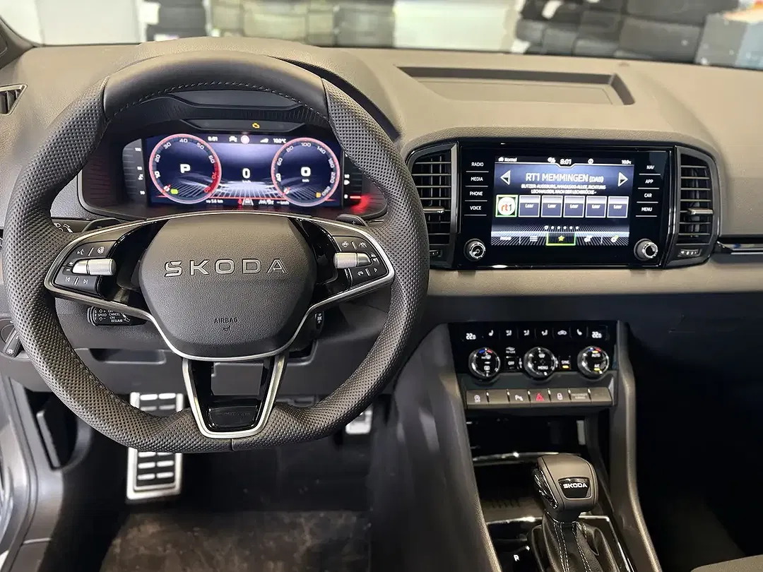 Skoda Karoq - Thumbnail 9
