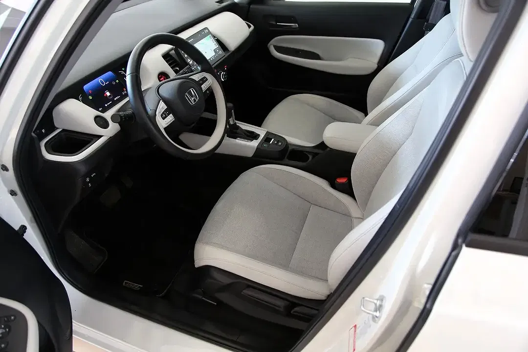 Honda Jazz - Thumbnail 5