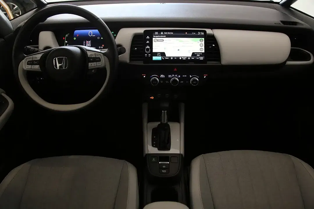 Honda Jazz - Thumbnail 9