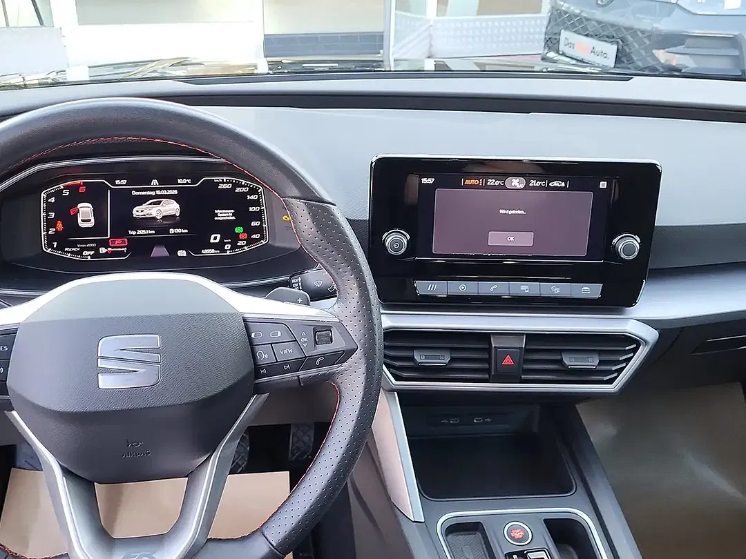 SEAT Leon - Thumbnail 10