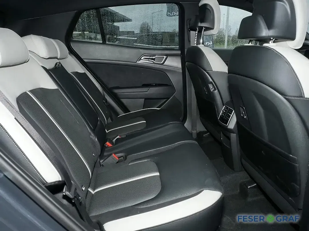 Kia Sportage - Thumbnail 5