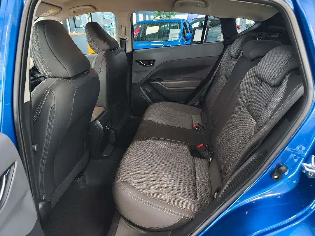 Subaru Crosstrek - Thumbnail 10