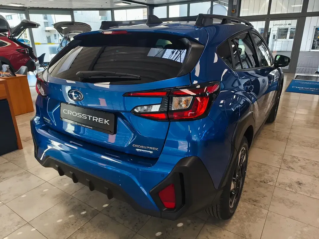 Subaru Crosstrek - Thumbnail 5