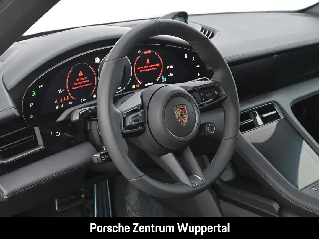 Porsche Taycan - Thumbnail 12
