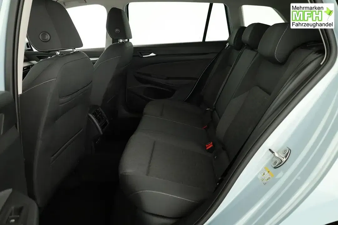 Volkswagen Golf Variant - Thumbnail 10