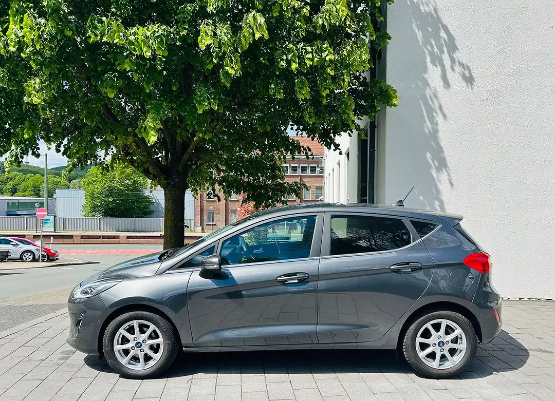 Ford Fiesta - Thumbnail 6