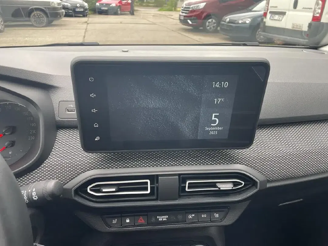 Dacia Sandero - Thumbnail 11
