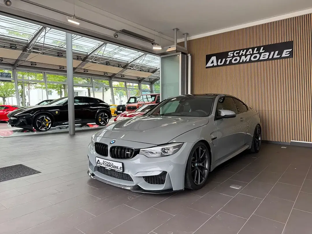 BMW M4 CS Coupe
