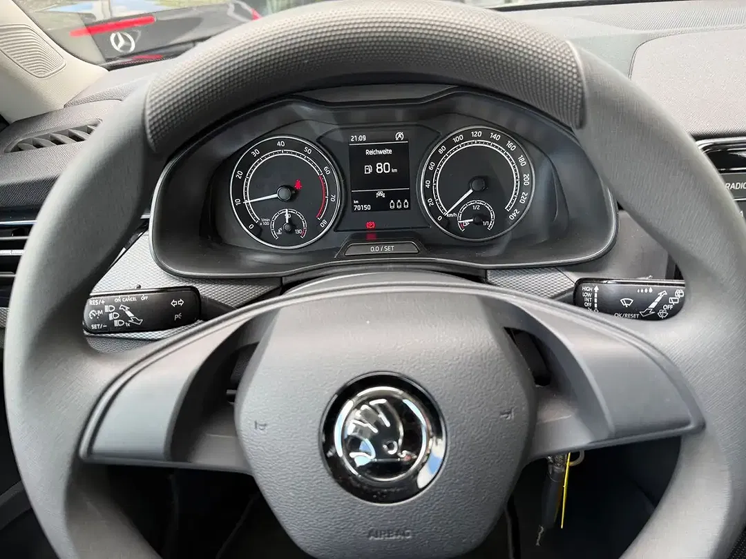 Skoda Kamiq - Thumbnail 6