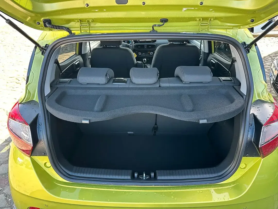 Hyundai i10 - Thumbnail 10