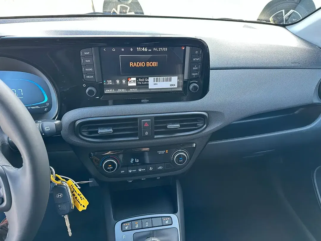 Hyundai i10 - Thumbnail 15
