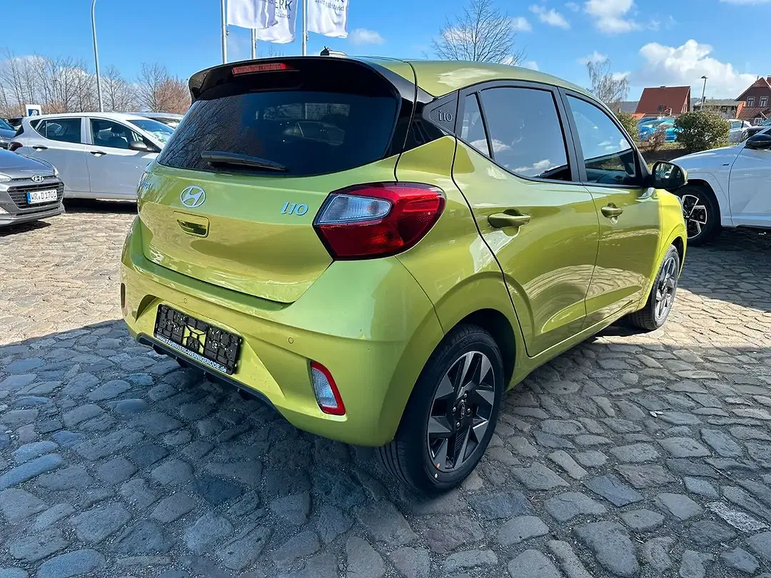 Hyundai i10 - Thumbnail 4