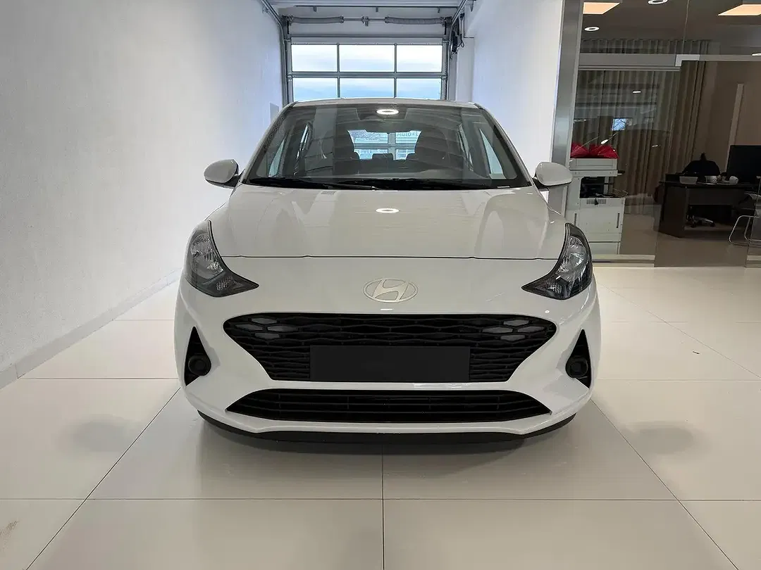 Hyundai i10 - Thumbnail 2