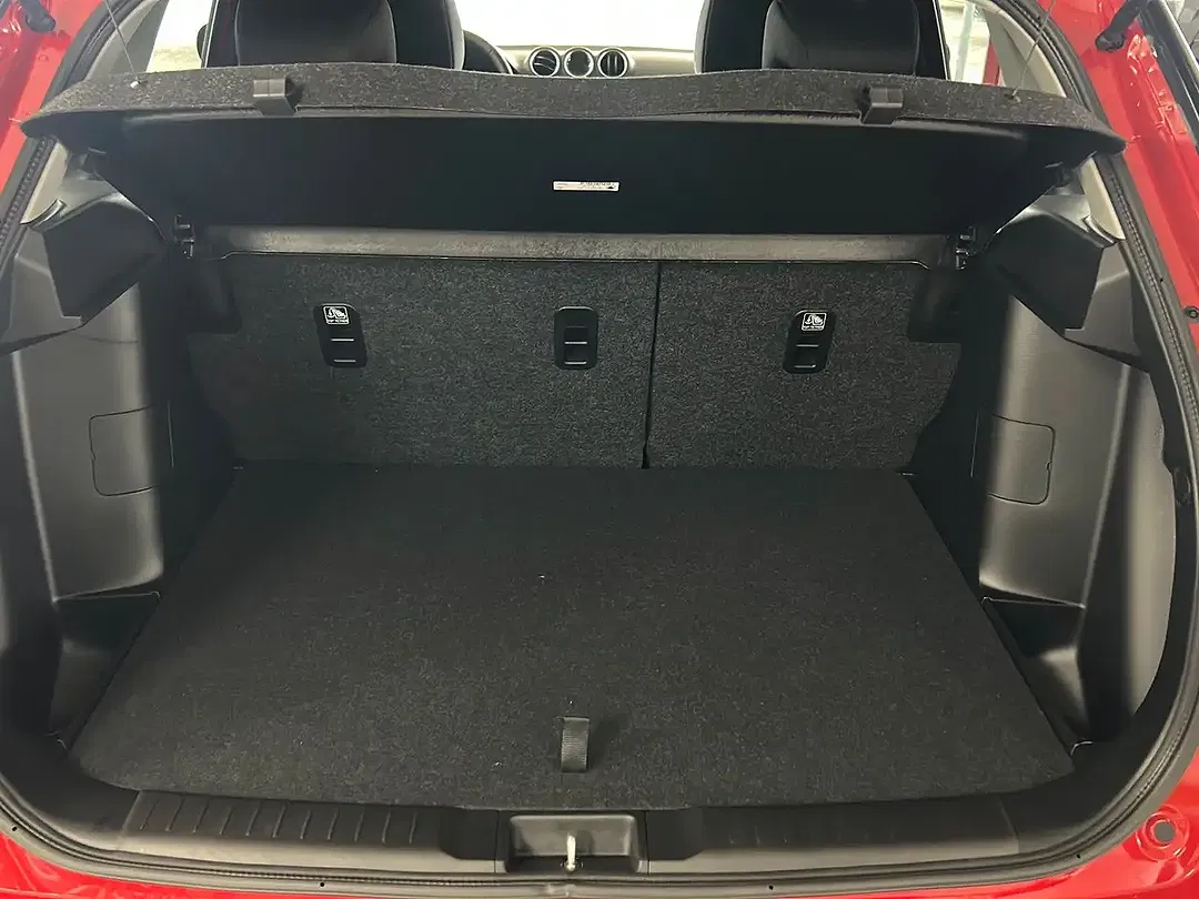 Suzuki Vitara - Thumbnail 10
