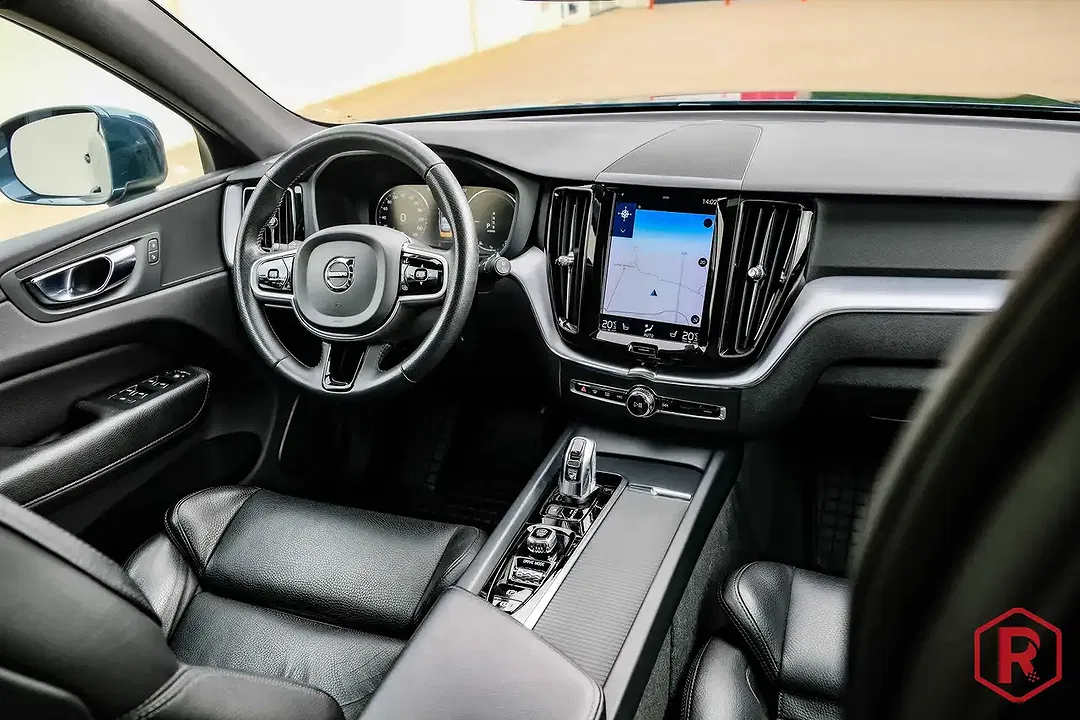 Volvo XC60 - Thumbnail 10
