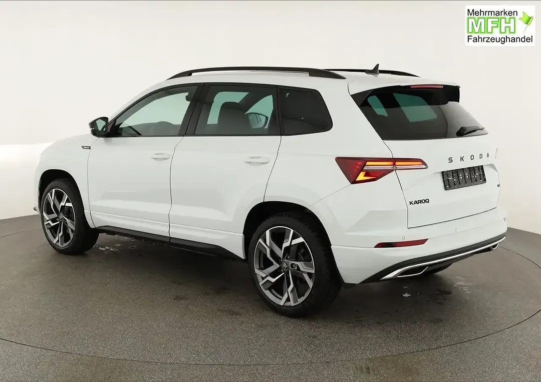 Skoda Karoq - Thumbnail 3