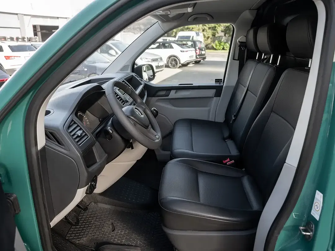 Volkswagen Transporter - Thumbnail 7