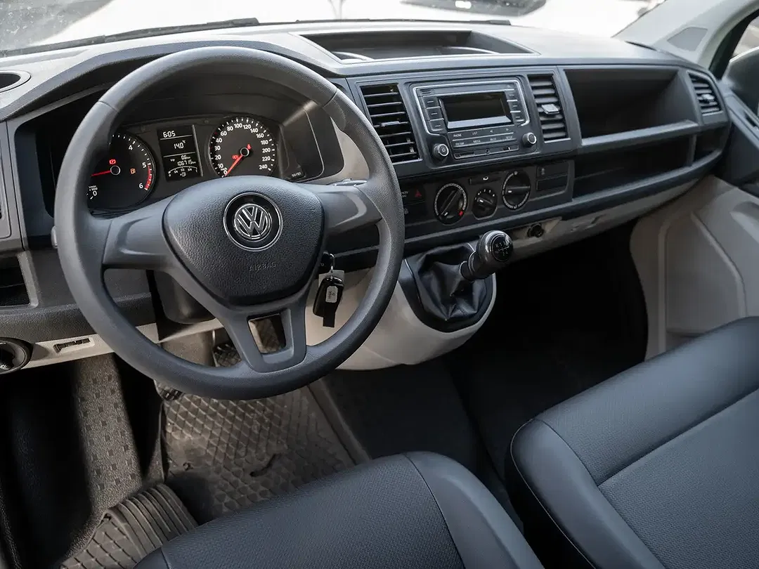 Volkswagen Transporter - Thumbnail 8