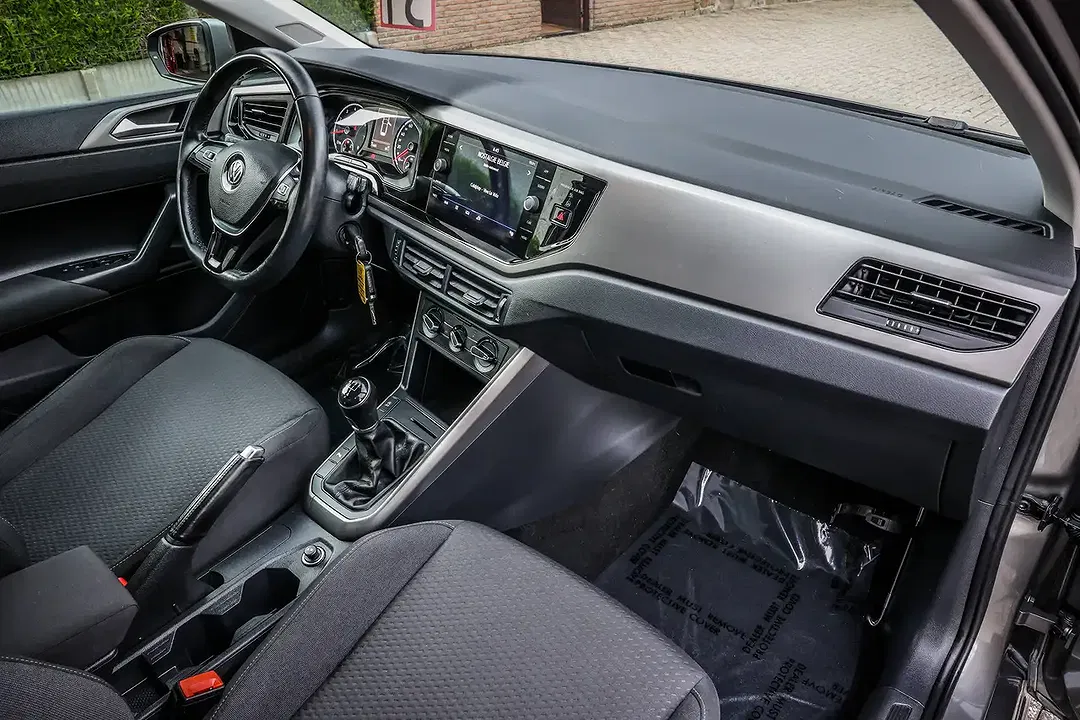 Volkswagen Polo - Thumbnail 18
