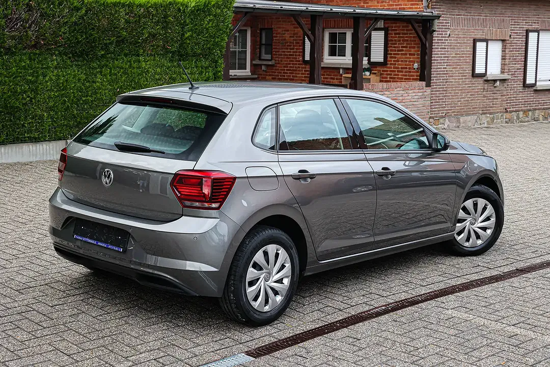 Volkswagen Polo - Thumbnail 5