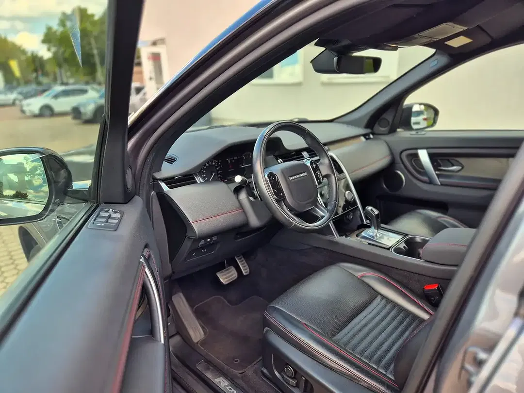Land Rover Discovery Sport - Thumbnail 9