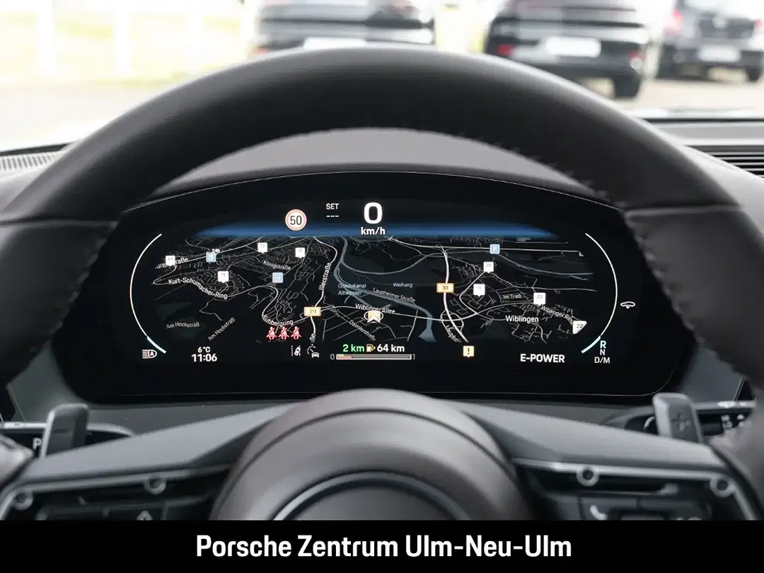 Porsche Panamera - Thumbnail 11
