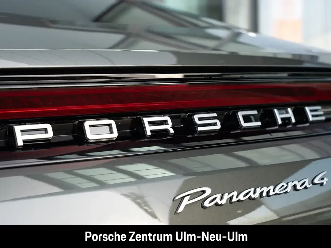 Porsche Panamera - Thumbnail 13